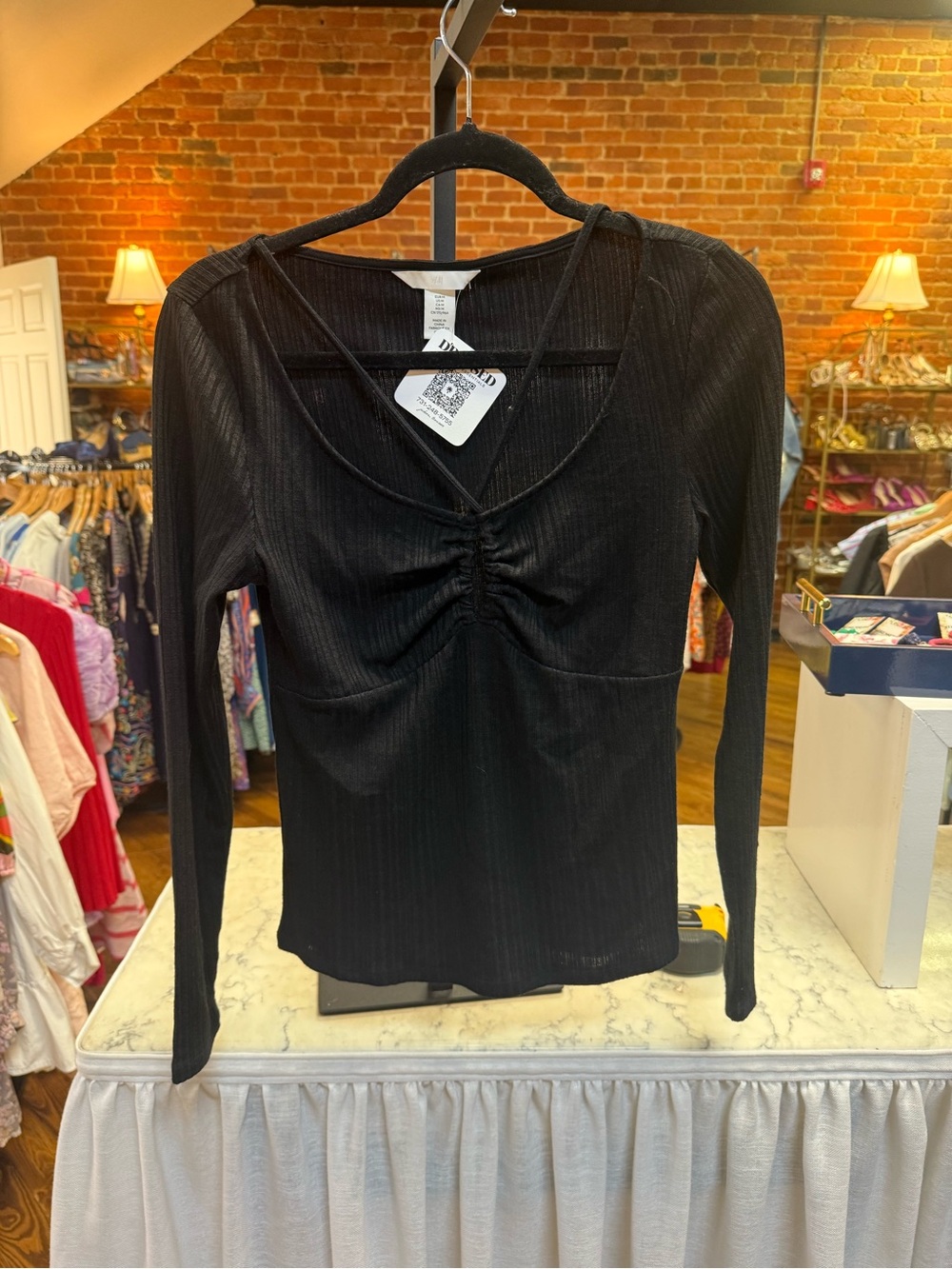 H&M Black Long-Sleeve Ruched V-Neck Ribbed Top